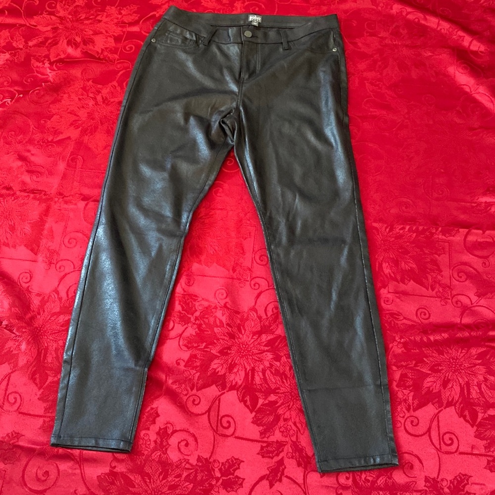 SOHO New York and Company Jeans Faux Leather Pants Leggings Black Size 10